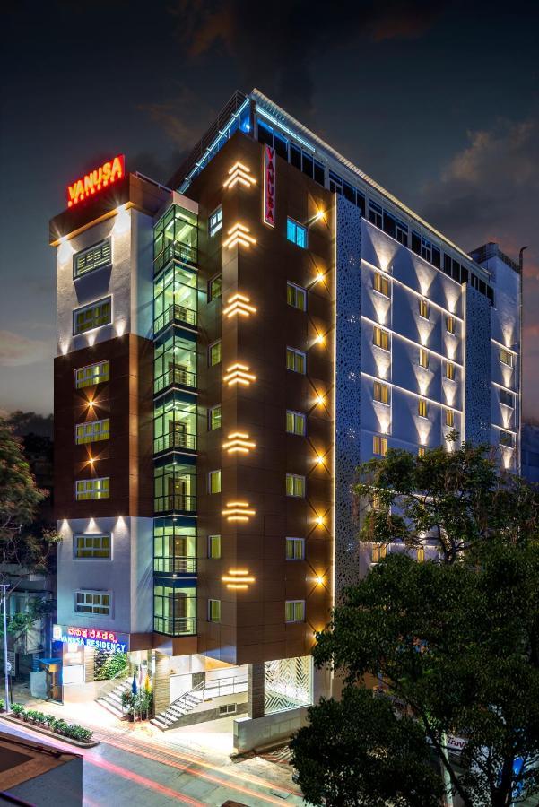 Vanusa Residency Бангалор Екстериор снимка