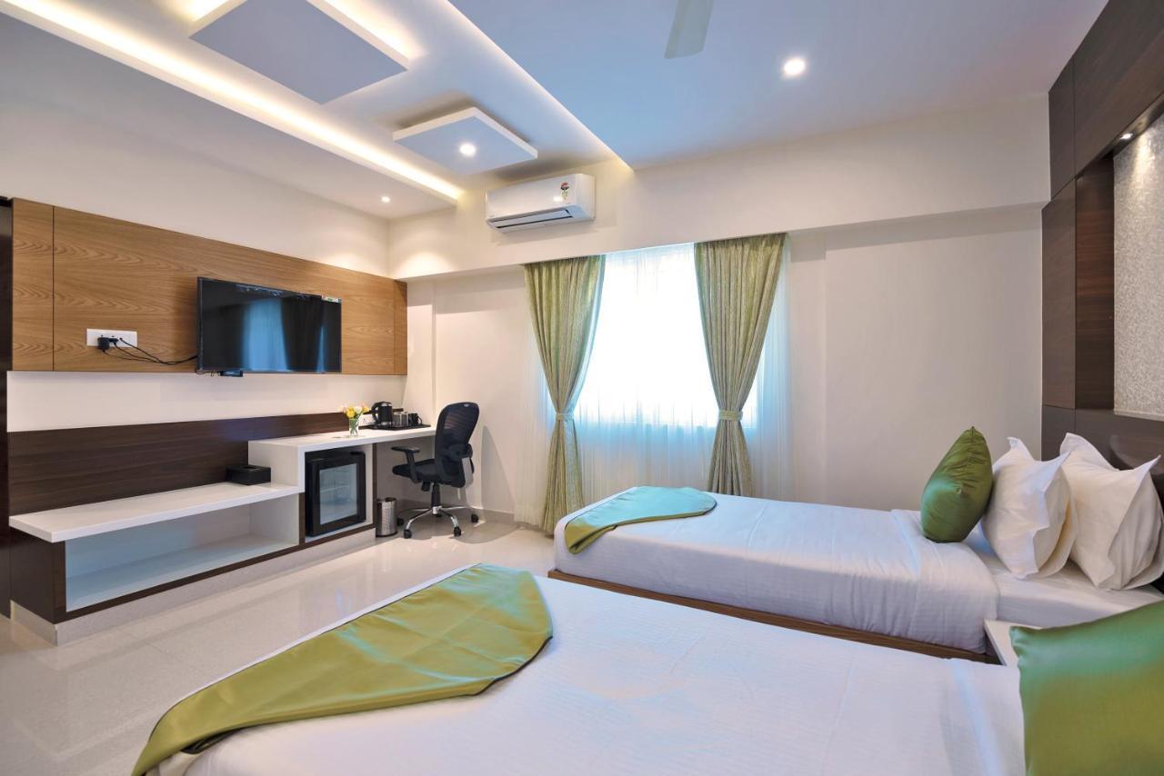 Vanusa Residency Бангалор Екстериор снимка